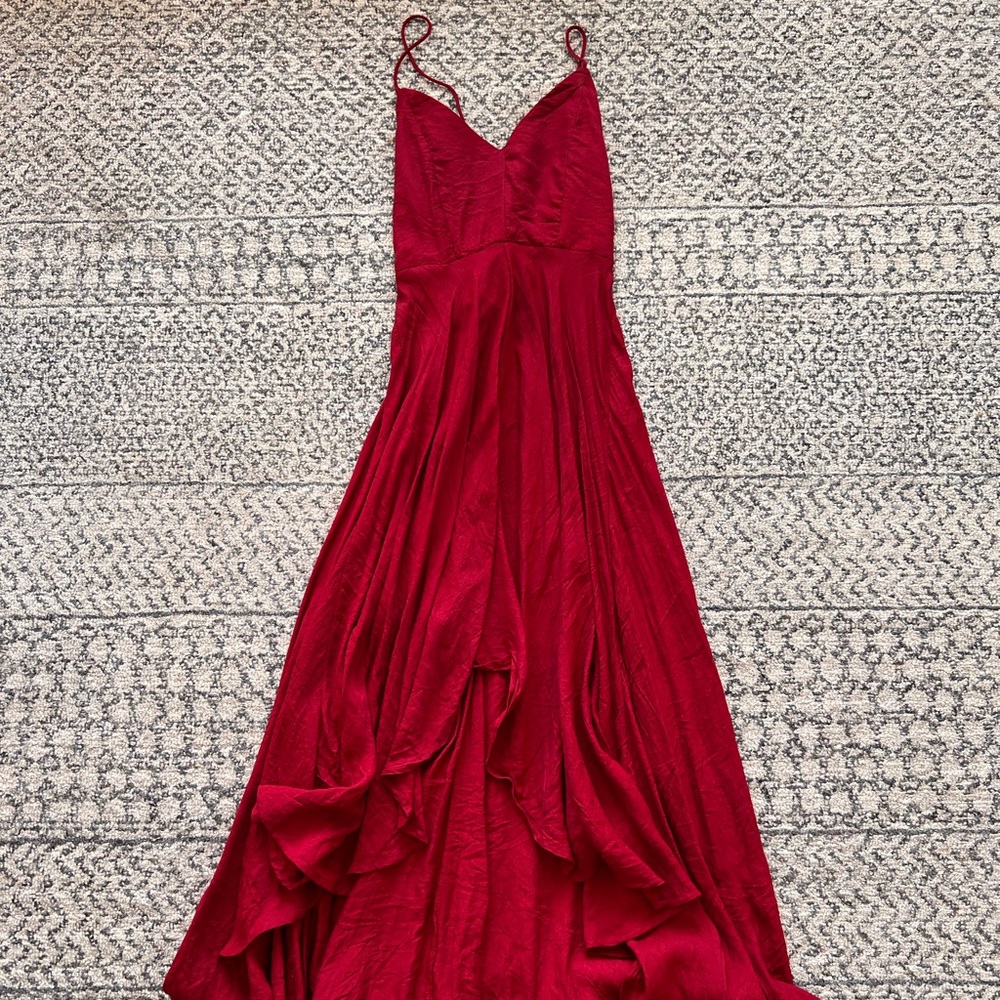 Red women’s cocktail dress, size 6